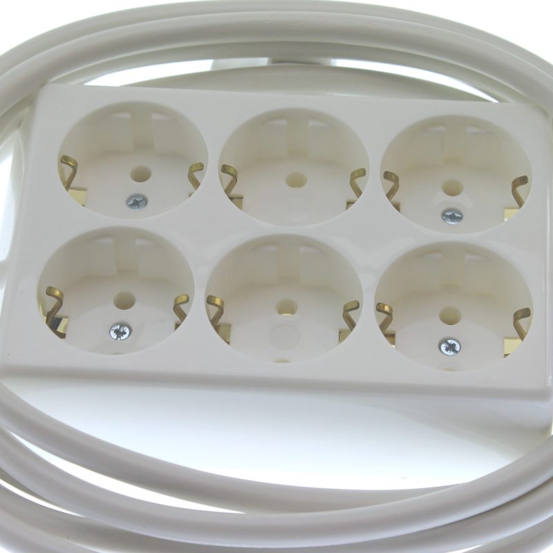 Kaiser Tafelcontactdoos Tcd 6-Voudig 3x1.0Mm Ra 1.50Mtr Snoer Blok Wit