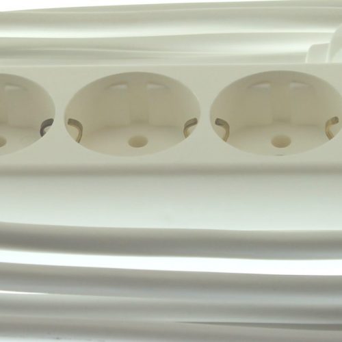 Kaiser Tafelcontactdoos Tcd 6-Voudig 3x1.0Mm Ra 5.0Mtr Snoer Blok Wit